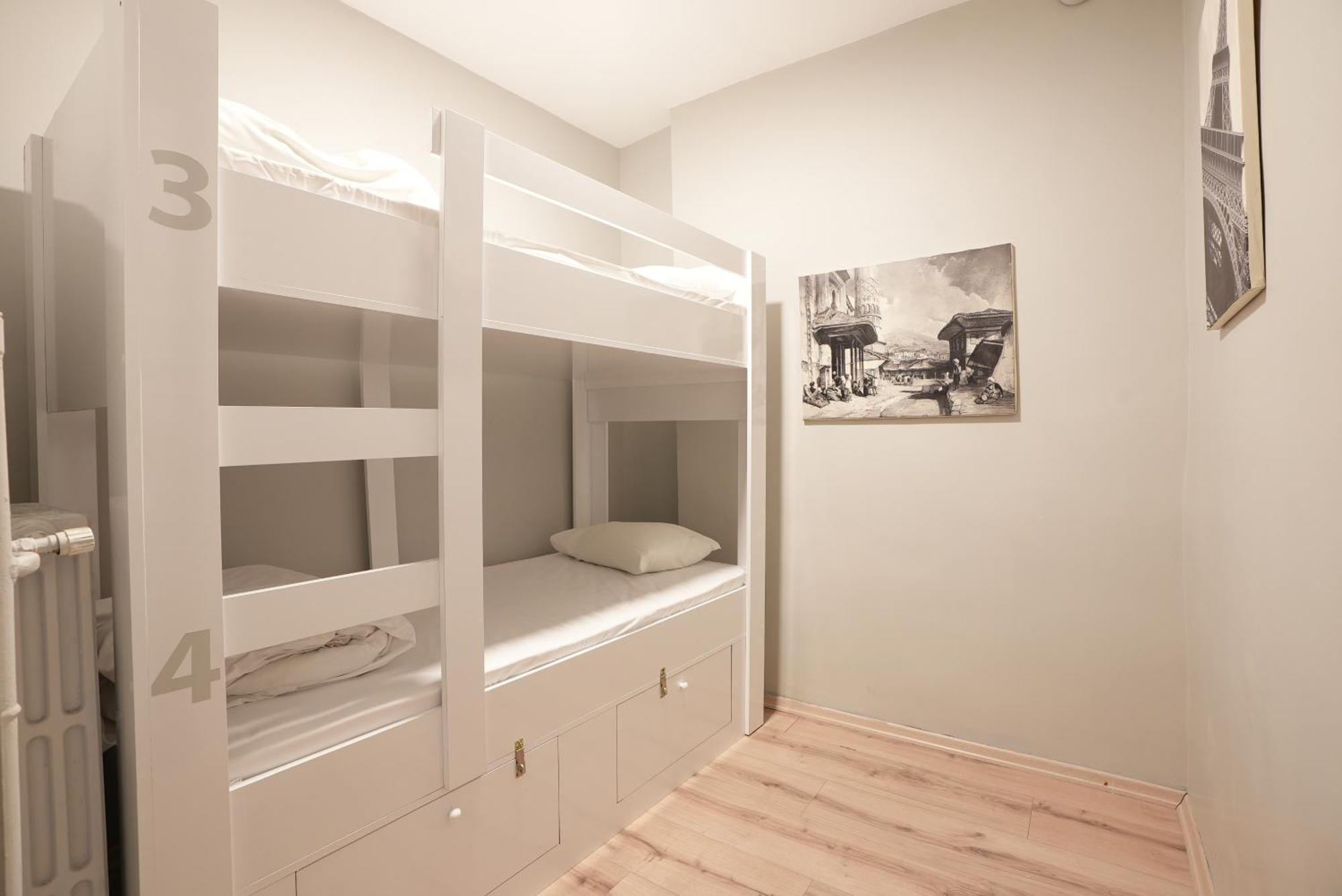 Cheers Vintage Hostel イスタンブール エクステリア 写真 A bunk bed