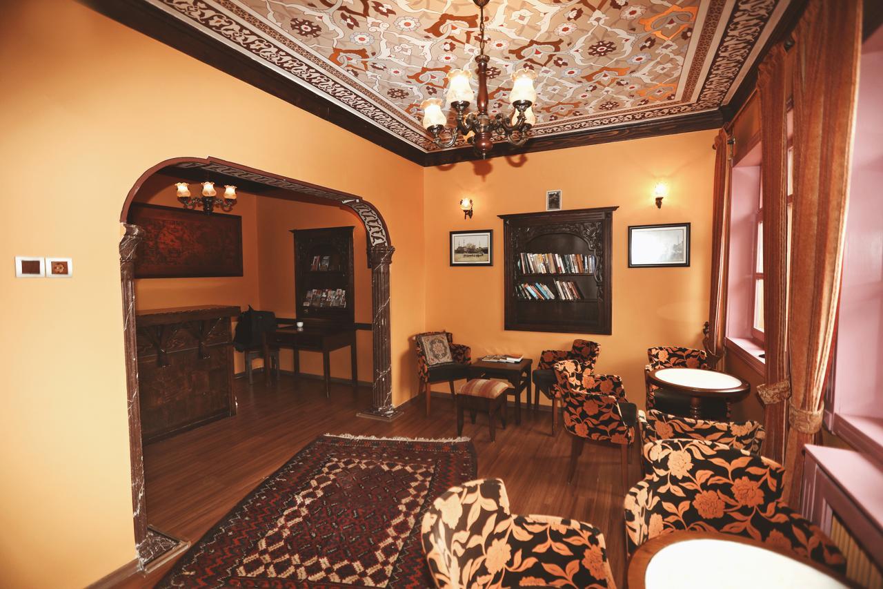 Cheers Vintage Hostel イスタンブール エクステリア 写真 Interior of the house